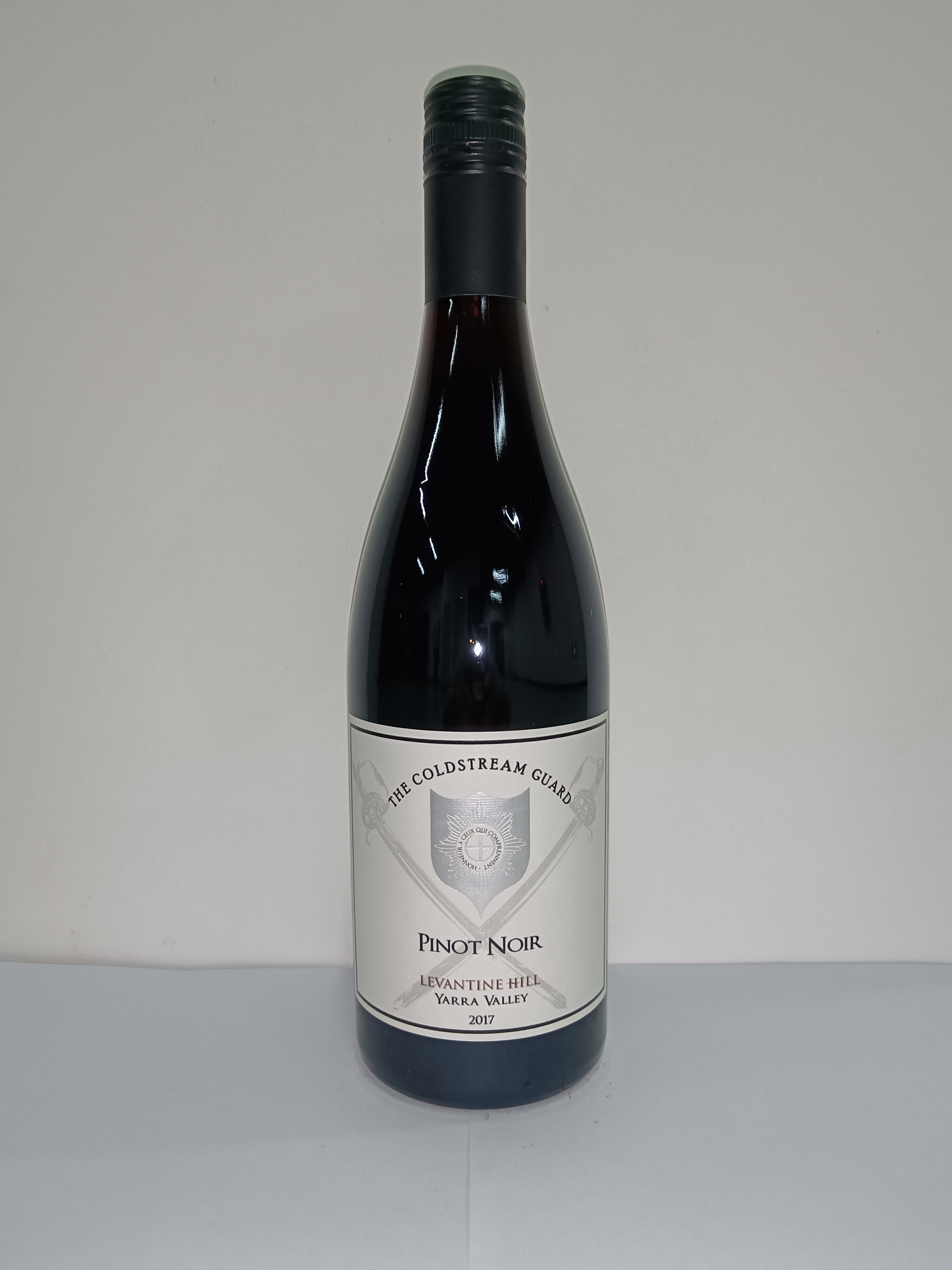 The Coldstream Guard Pinot Noir 冷溪山护卫黑皮诺干红葡萄酒