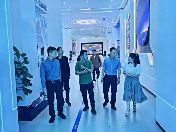 勒功乡赴仁江开展精准考察,探索光伏+农文旅融合发展
