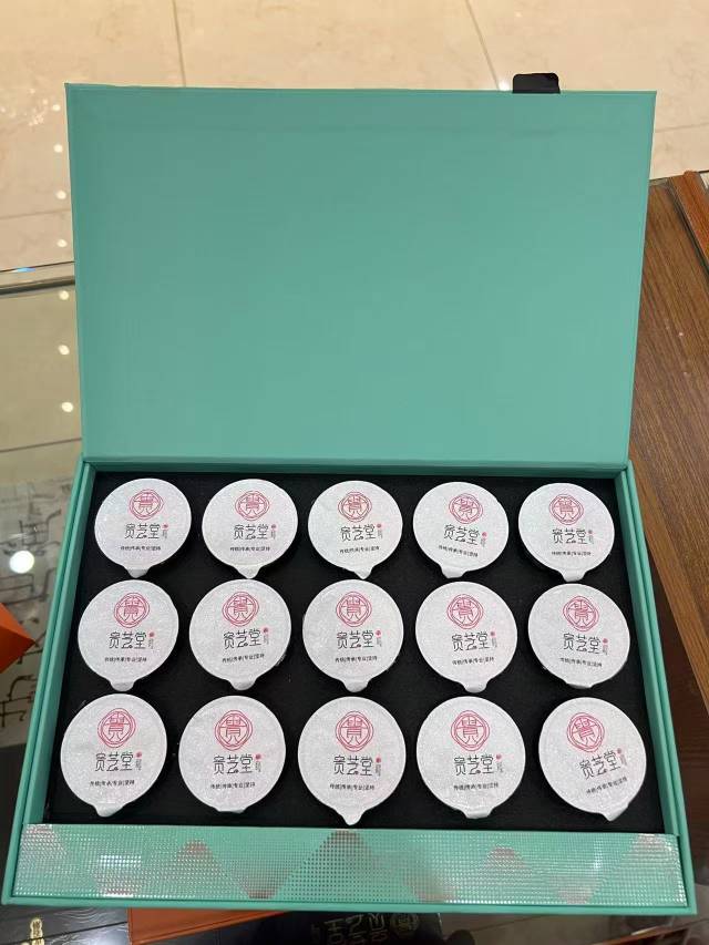 西洋参黄精茶礼盒10克*15罐
