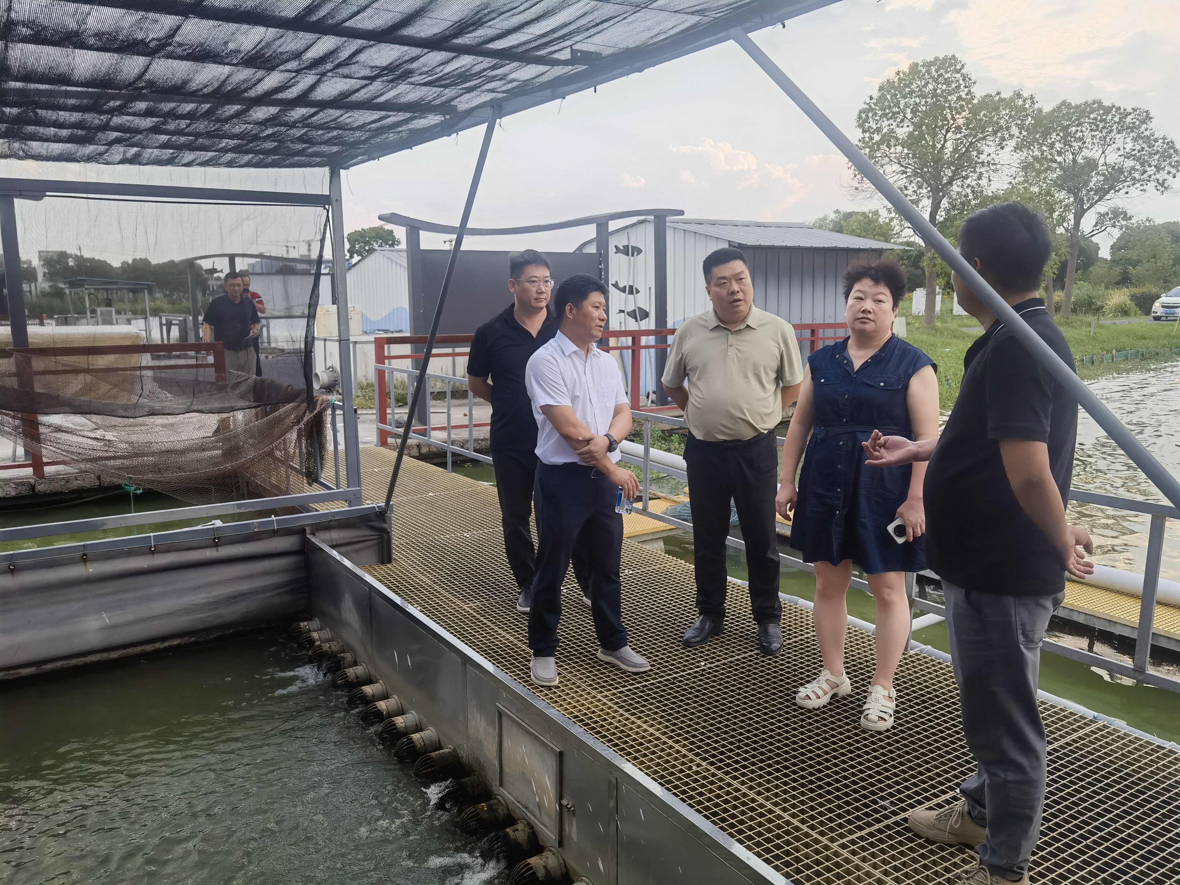 2015年9月6日河南省驻马店驿城区产投集团高敬总经理一行考察未来渔歌杭州基地
